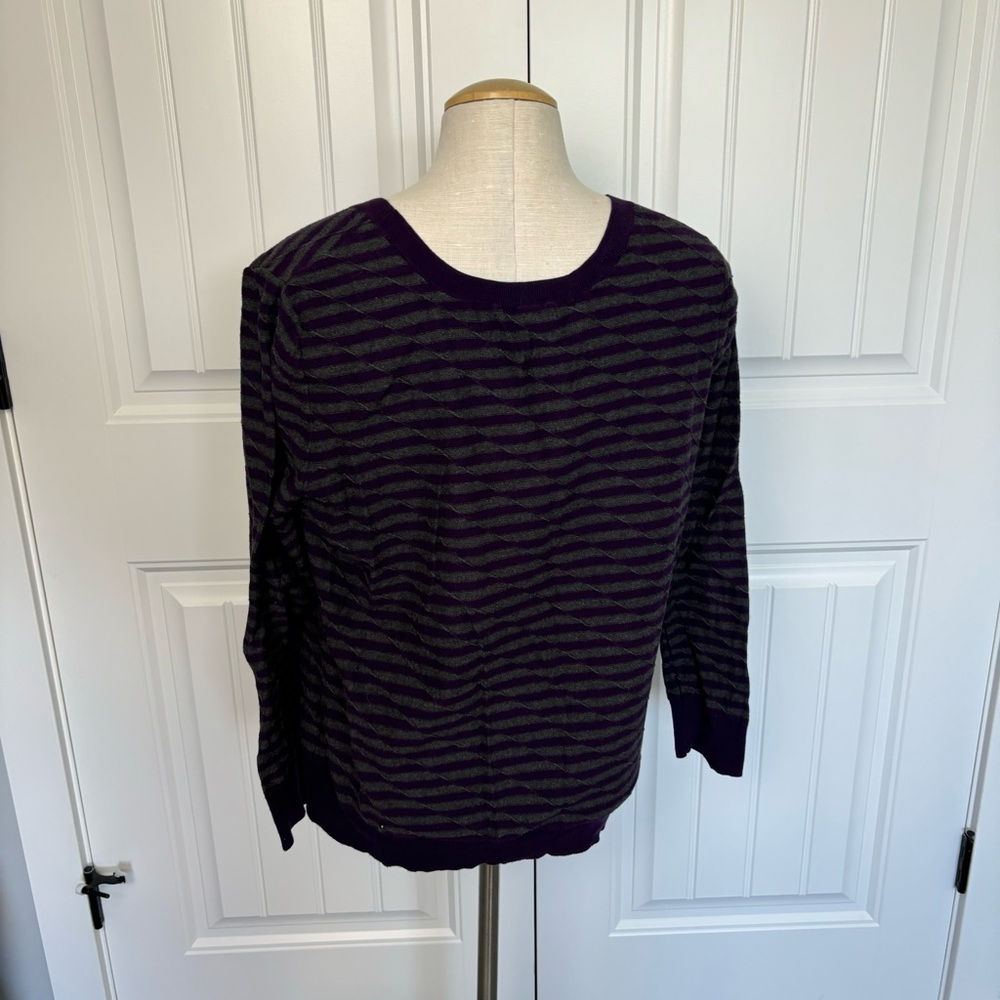 Gap Knitted Top